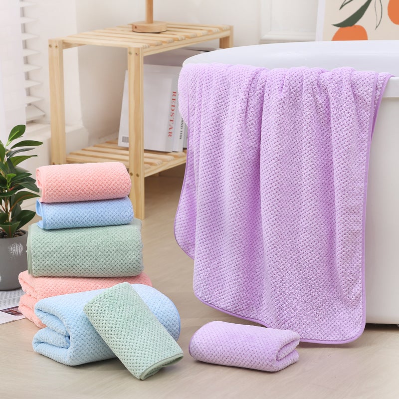 New Coral Fleece Soft Absorbent Towel Bath Towel Two-Piece Pineapple Face Towel Gift Towel - Image 4